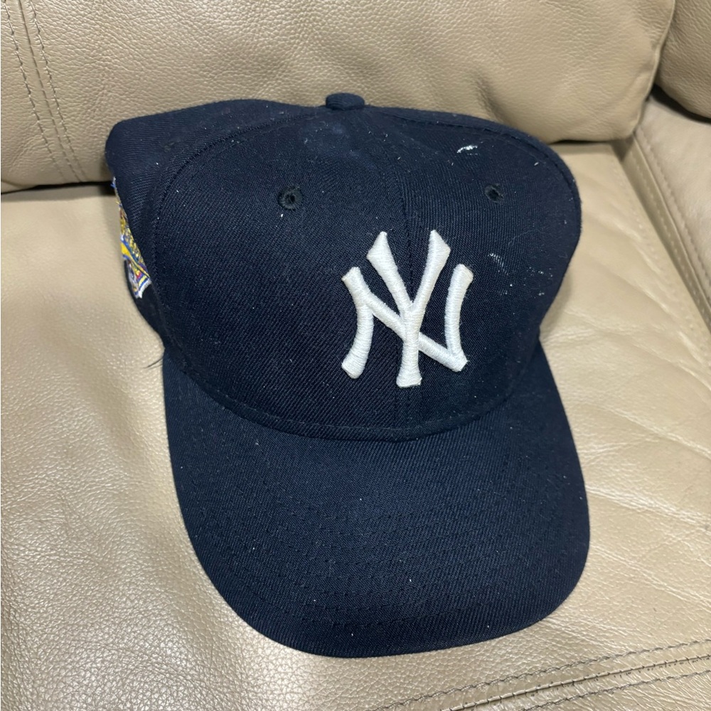 Yankees fitted size 7